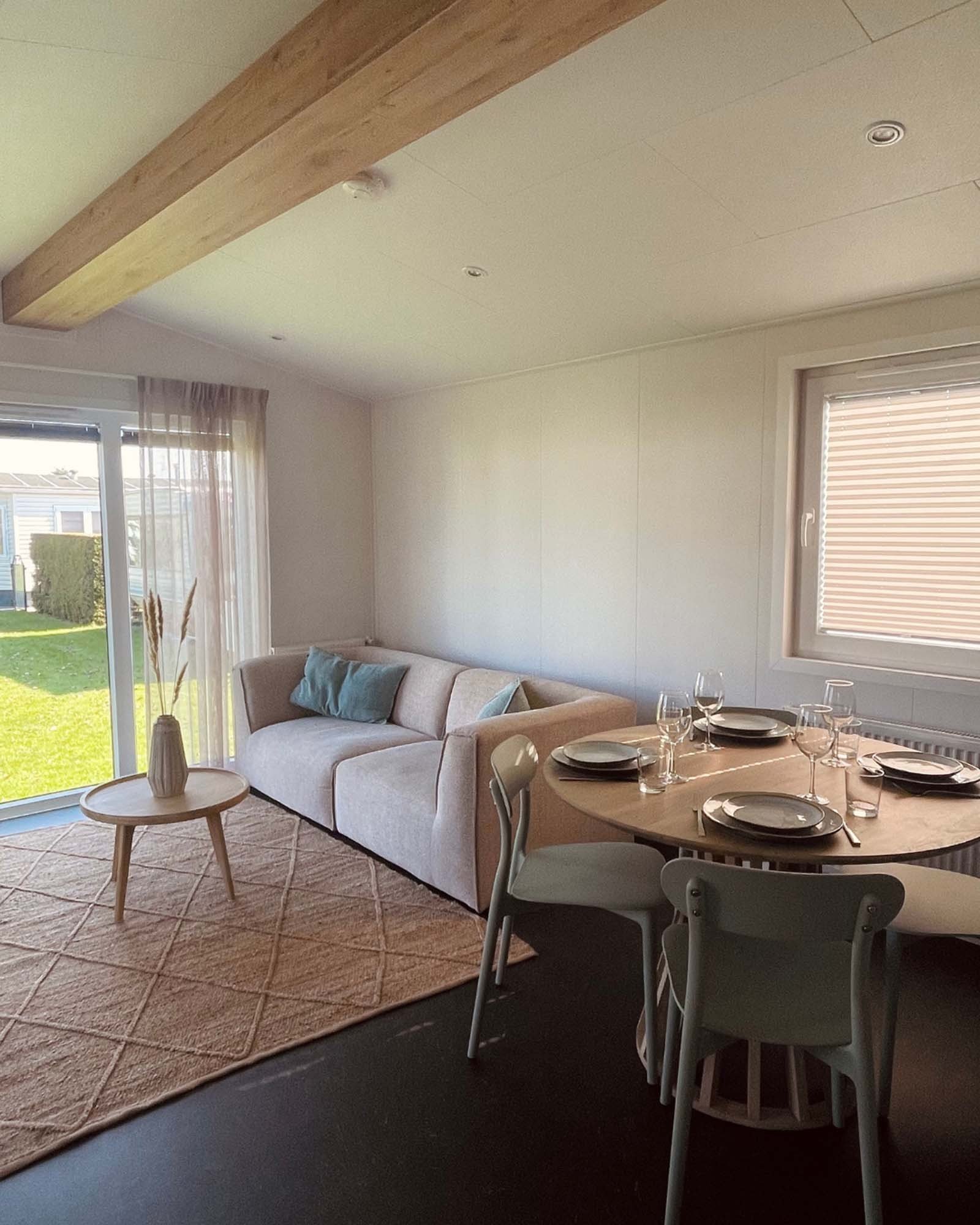 Modern 4-person chalet